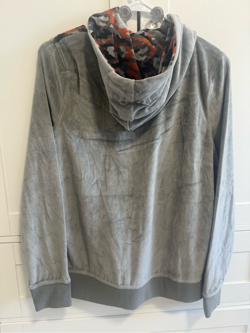 Gray 2 Piece Velour Hoodie & Pants Set for Cool Days BCBGMAXAZRIA Size XL NWT - Picture 3 of 8
